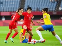 开云体育下载-意大利赛场，女足运动员华丽转身赢得掌声