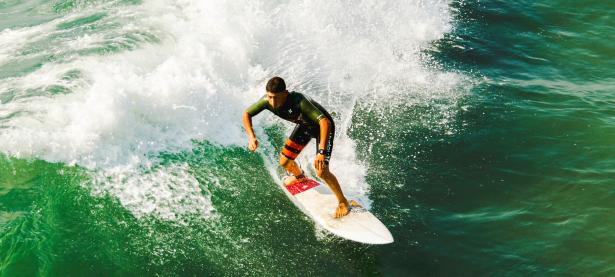 开云体育平台APP-逆转之夜，福克斯关键制胜，上海队力克山东队