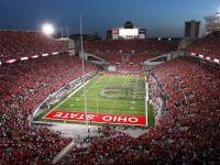 开云体育-赛道上的宿命对决，哈斯鏖战雷诺，汉密尔顿一骑绝尘