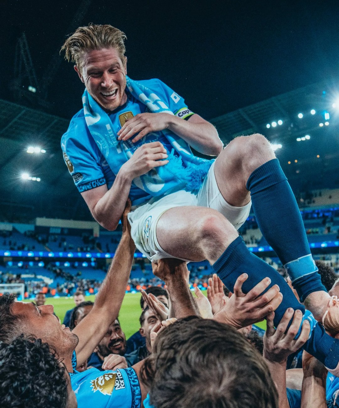 曼联碾压曼城，德布劳内高光表现