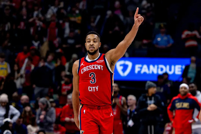 包含吉林队鏖战鹈鹕，麦科勒姆带队取胜的词条