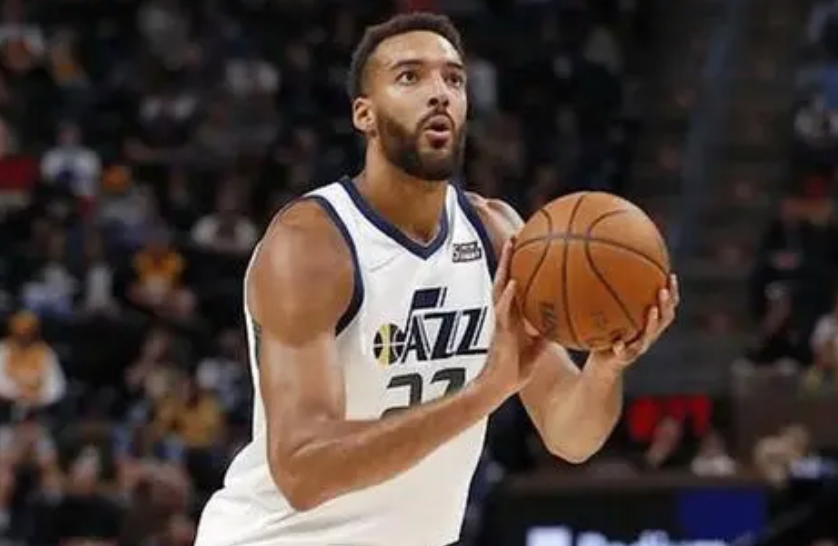 天津队绝杀步行者，戈贝尔惊艳四座的简单介绍